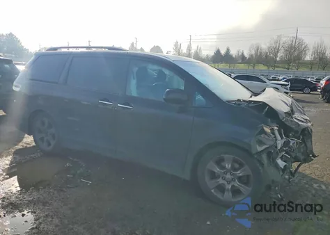 2016 Toyota Sienna Se 8-Passenger из США, поврежденный, VIN 5TDXK3DC1GS696311